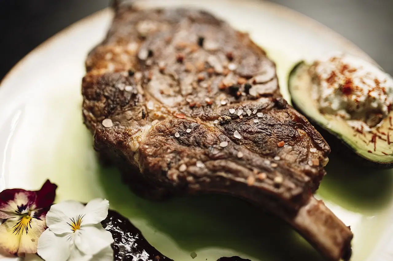 Pat's Garage – Steaks and grills