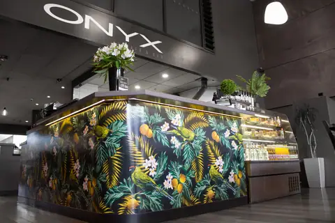 Onyx Restaurant Cafe & Bar